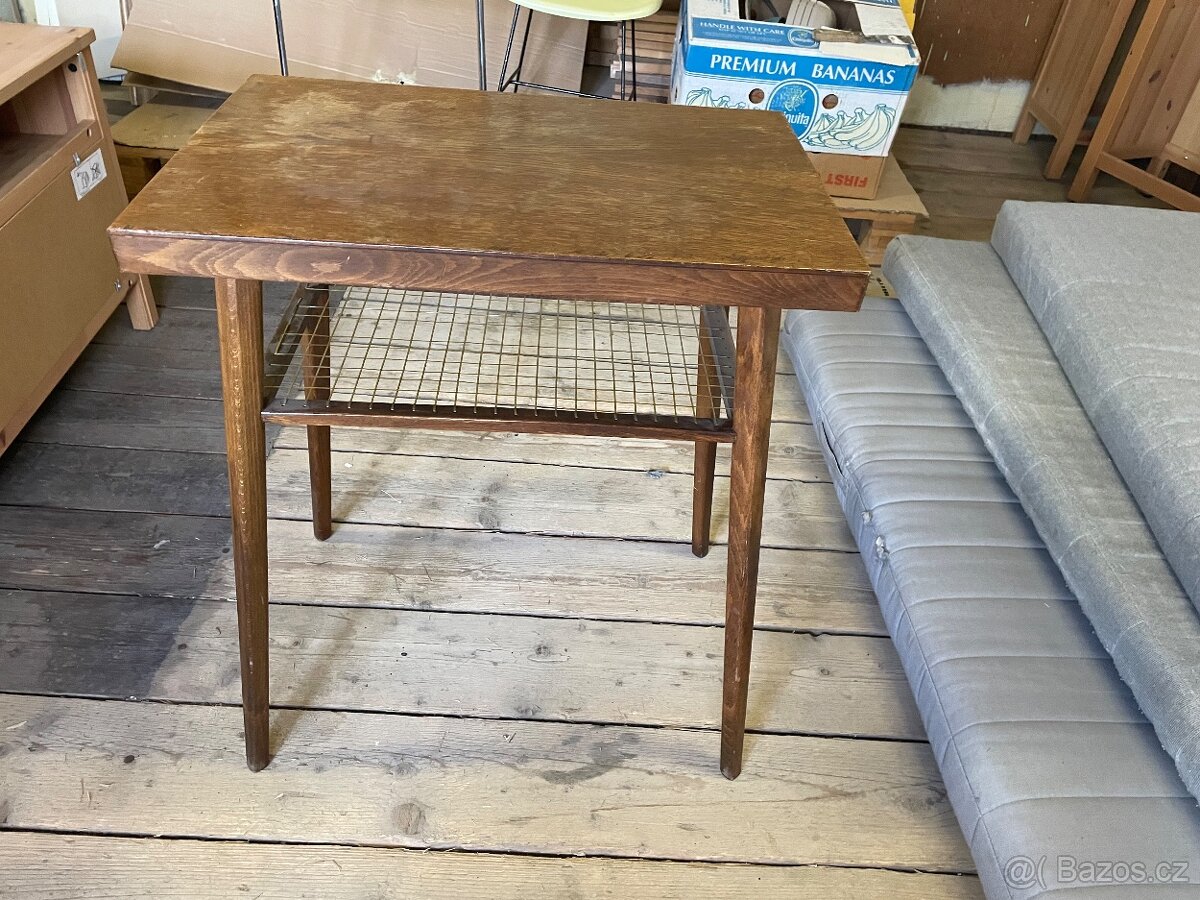 Starožitný dřevěný stolek - 2