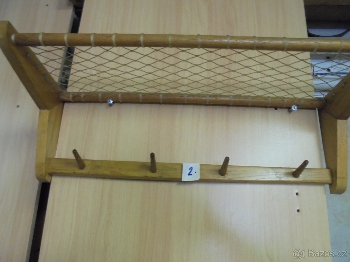 různé poličky - 2