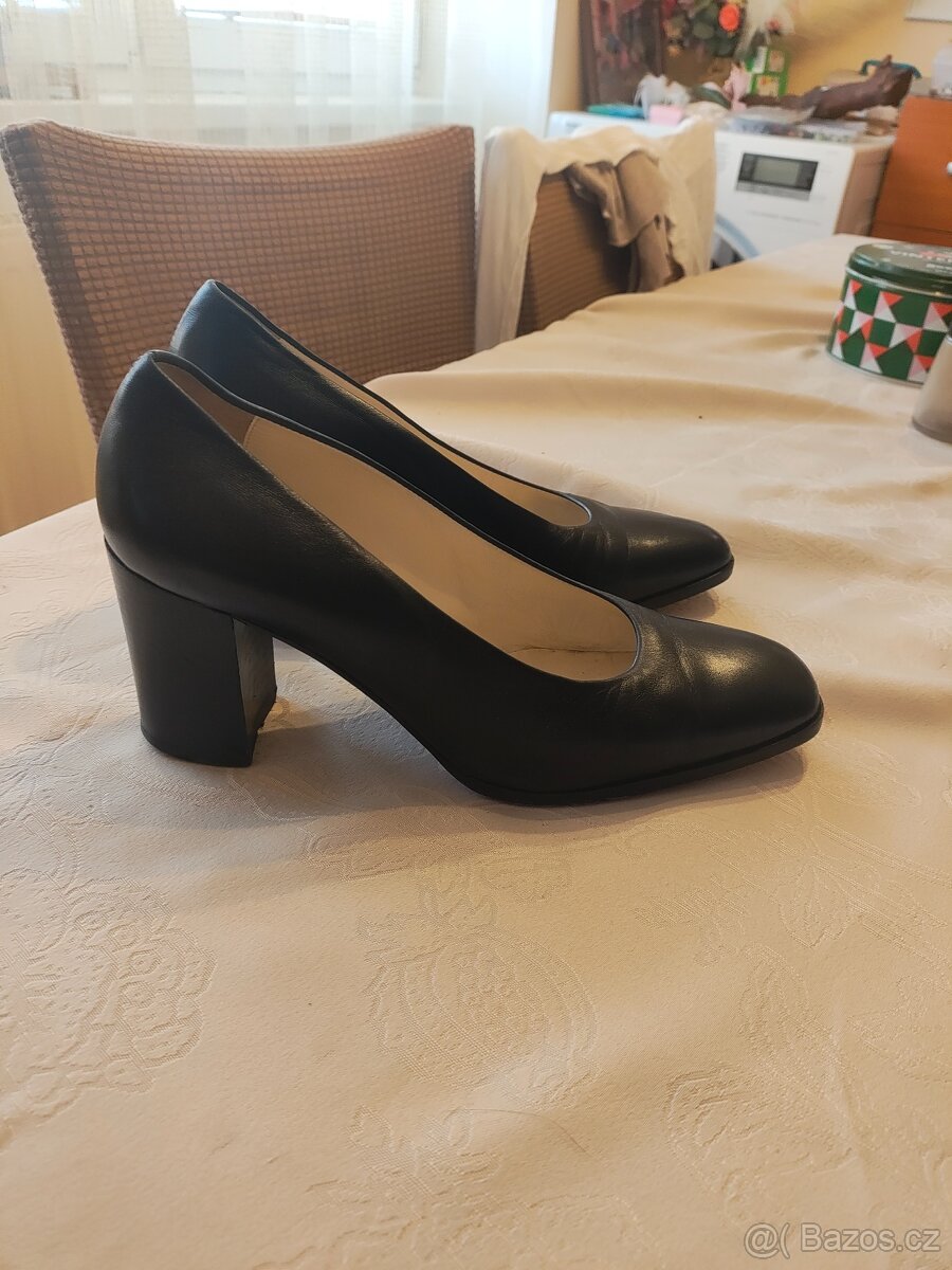 Lodičky kožené vel.37.5 Zn. Jíl Sander - 2