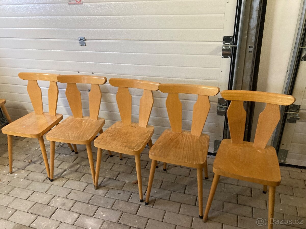 Židle dřevěné - 2