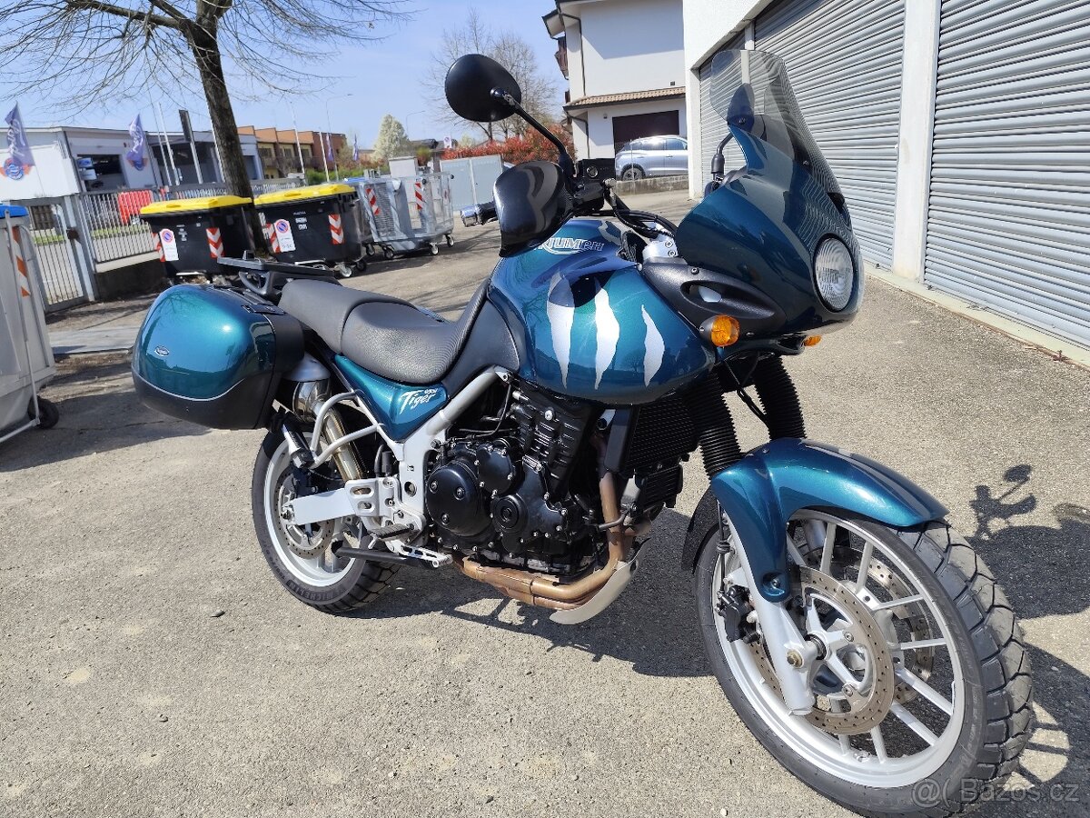 TRIUMPH TIGER 955I - 2