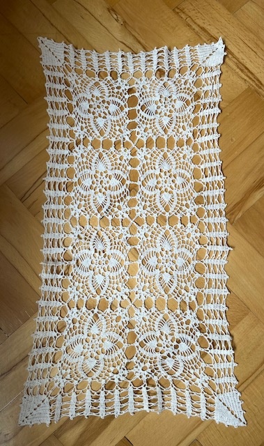 Velmi staré, ručně háčkované dečky - 2