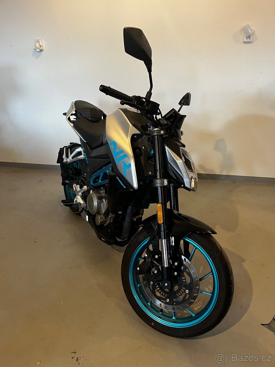 CFMOTO 300NK - 2
