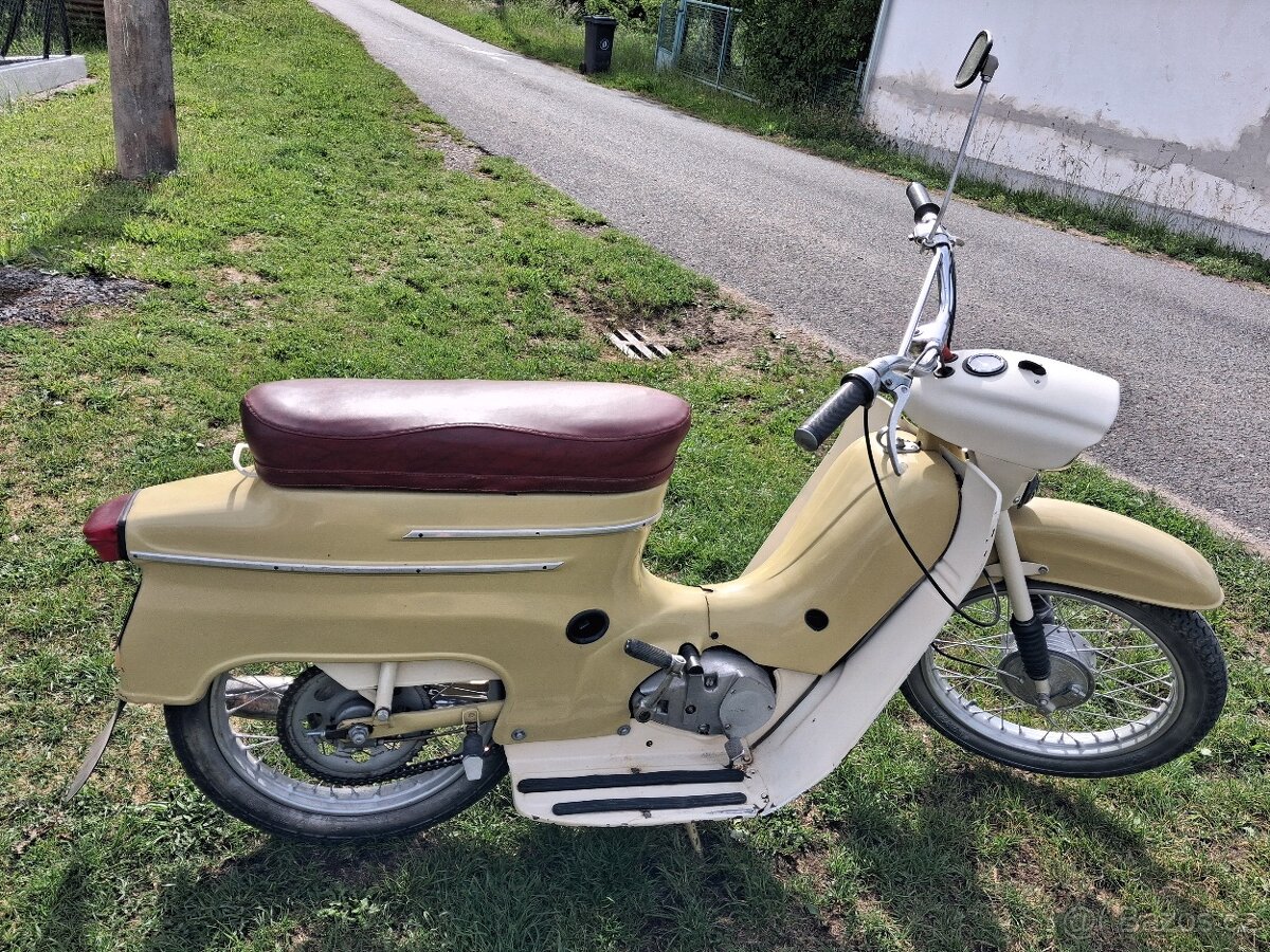 Pionýr Jawa 20 - 2