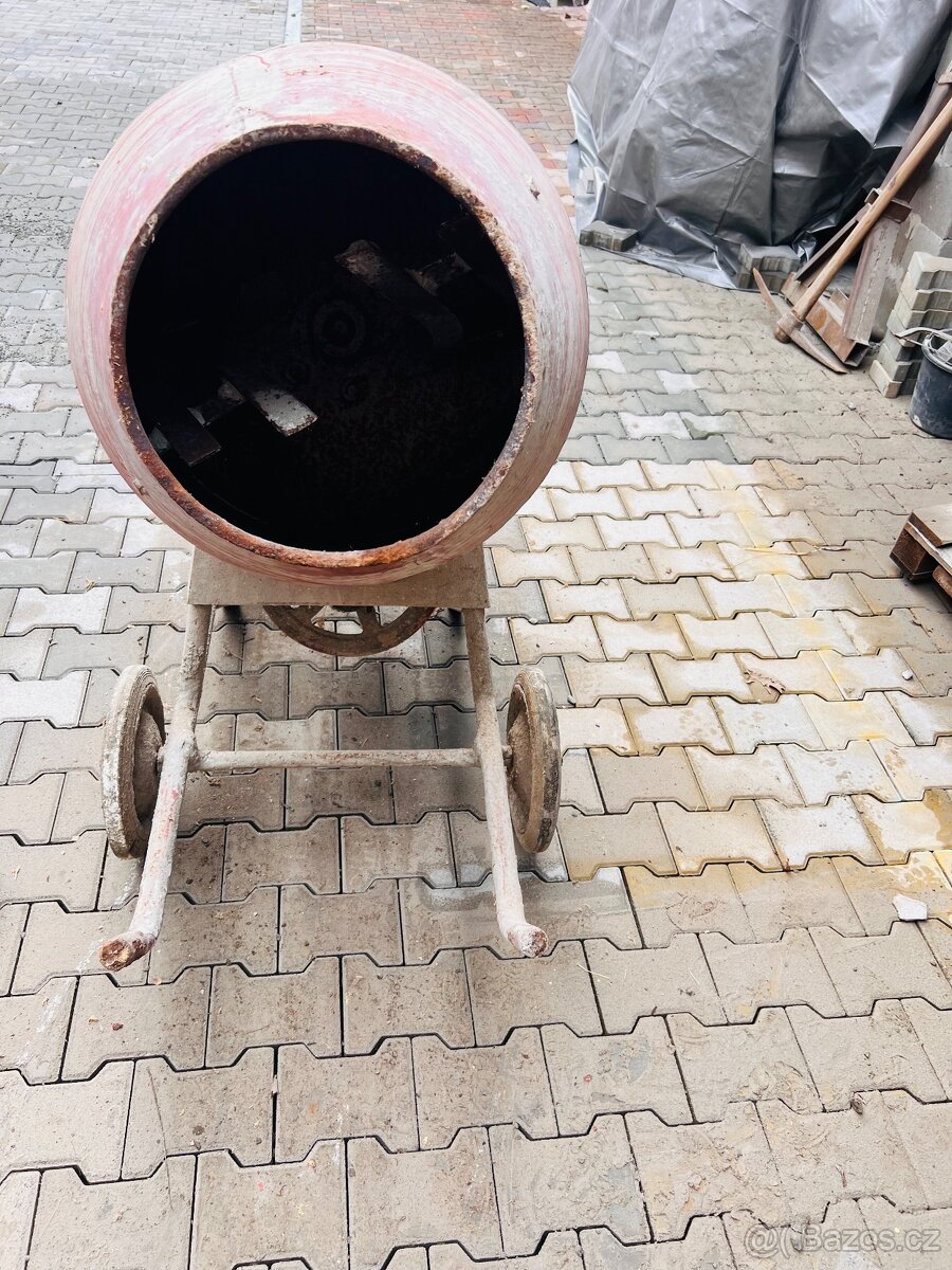 Prodám Míchačku 400 V spolehlivá - 2