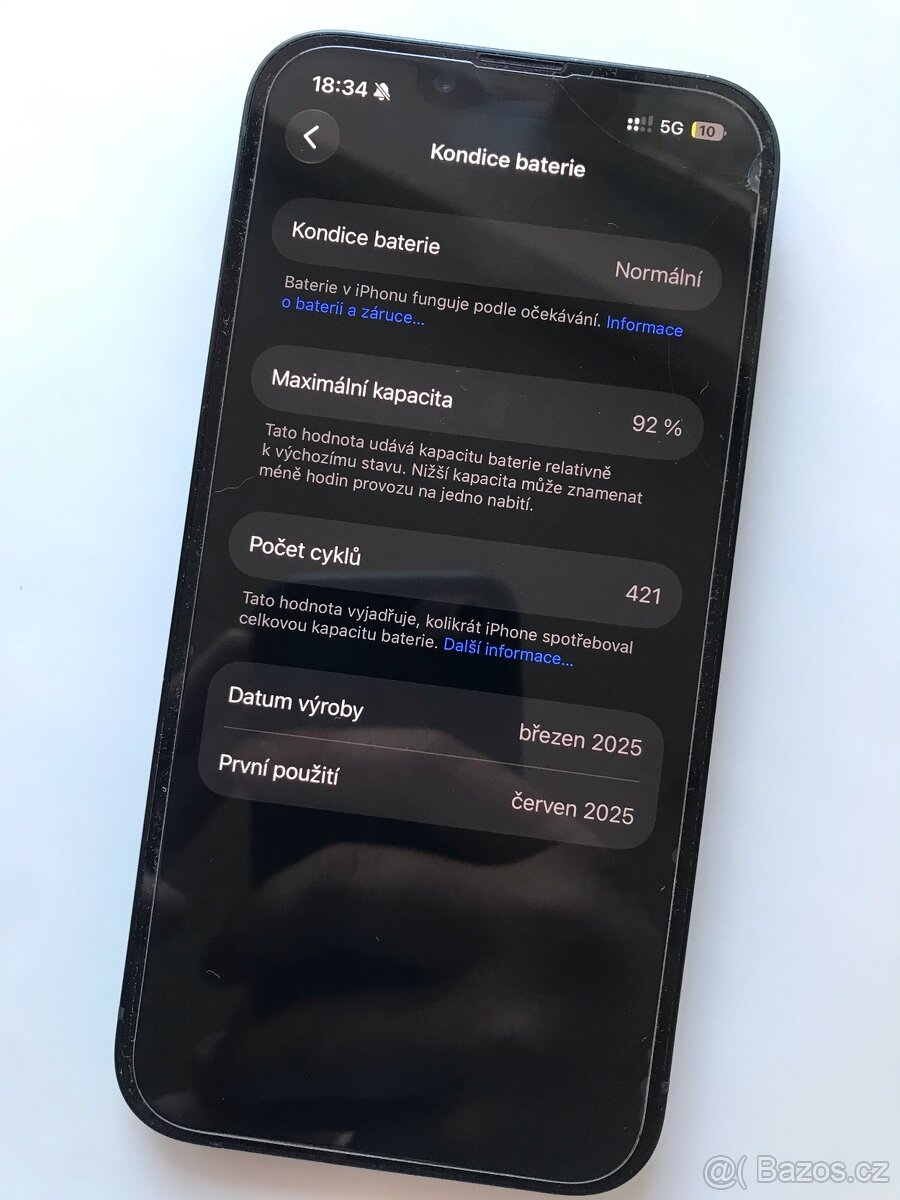 iPhone 16e - 2