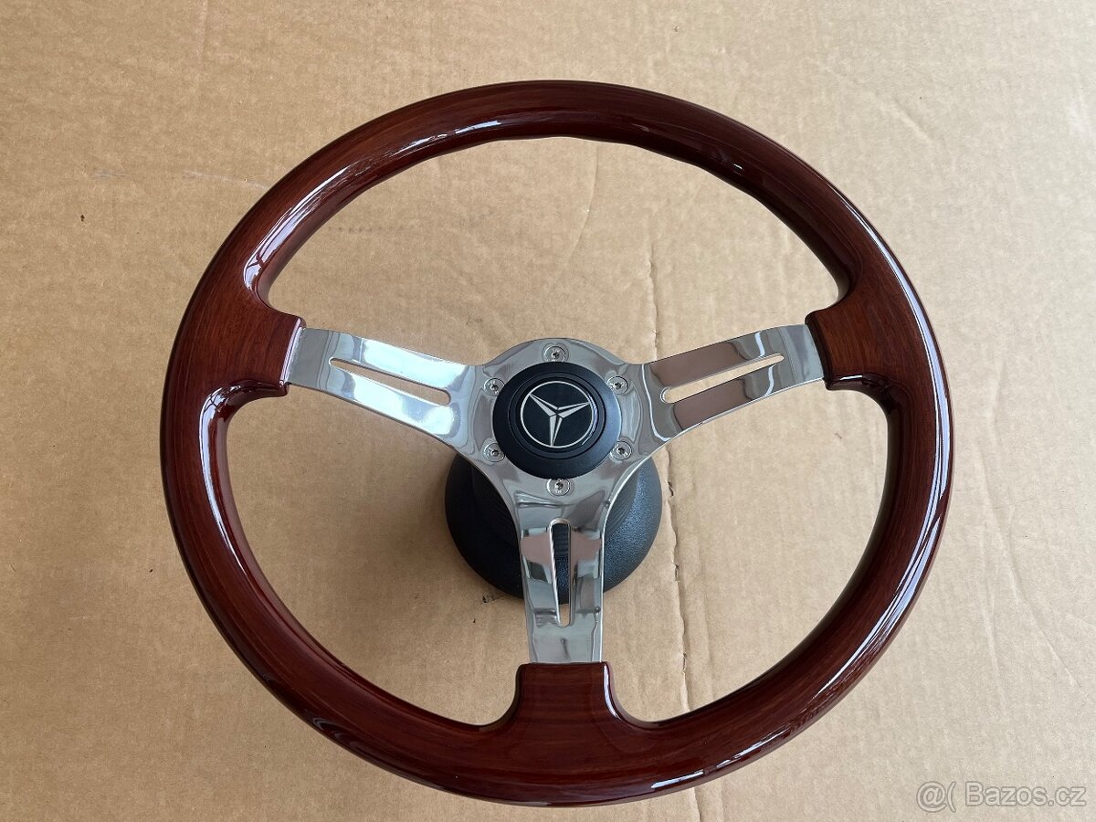 Mercedes volant - 2
