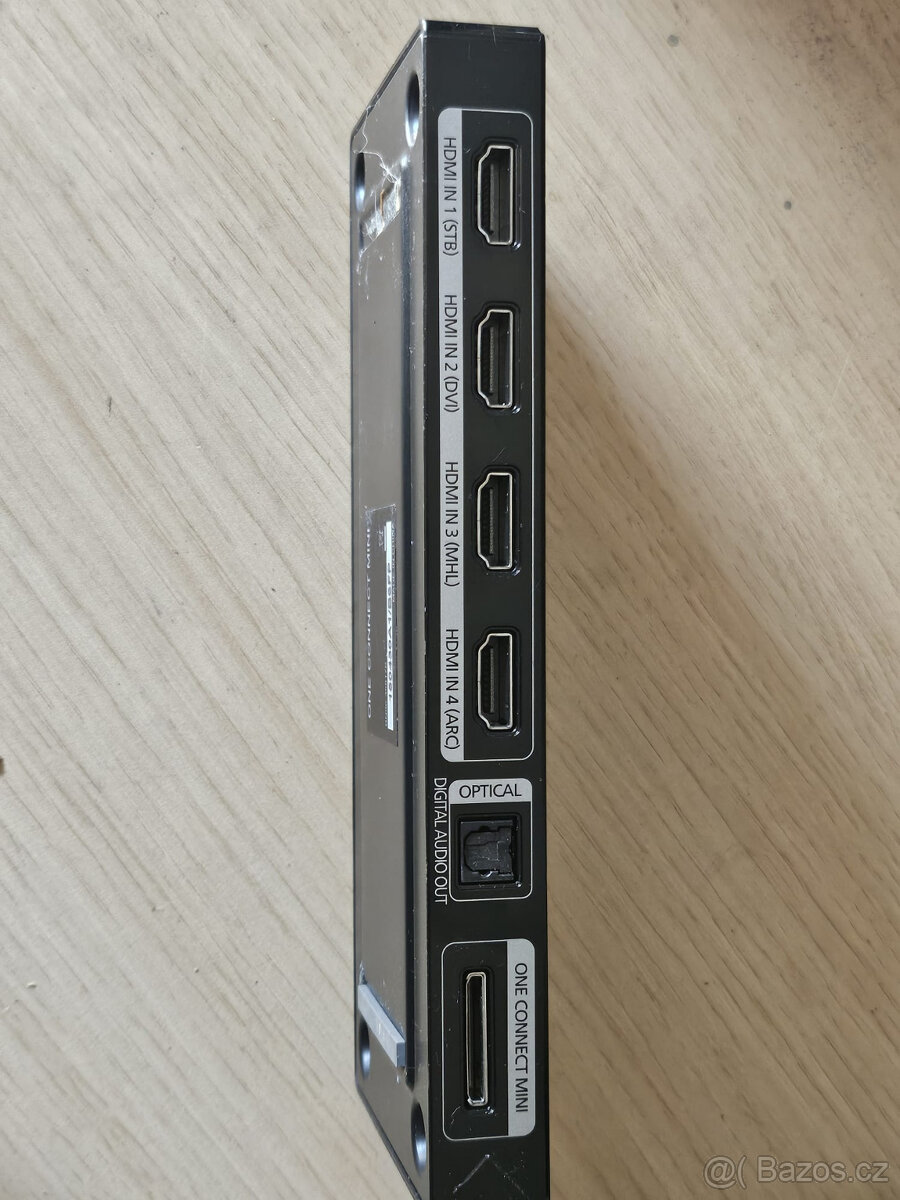 Samsung 75 stojan ovladac atd - 2