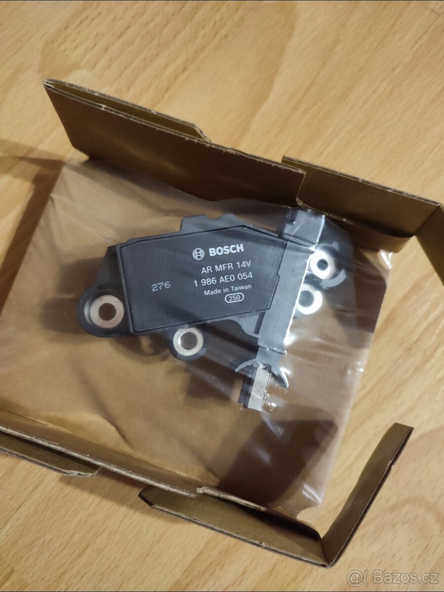 Regulátor alternátoru BOSCH 1986AE0054 - 2