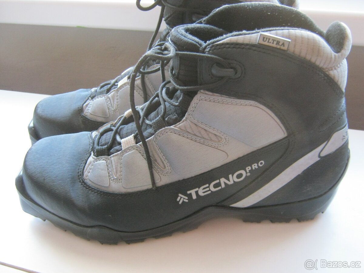 Boty na běžky TECNO Pro vel.42 (8), stélka 26,0cm - 2