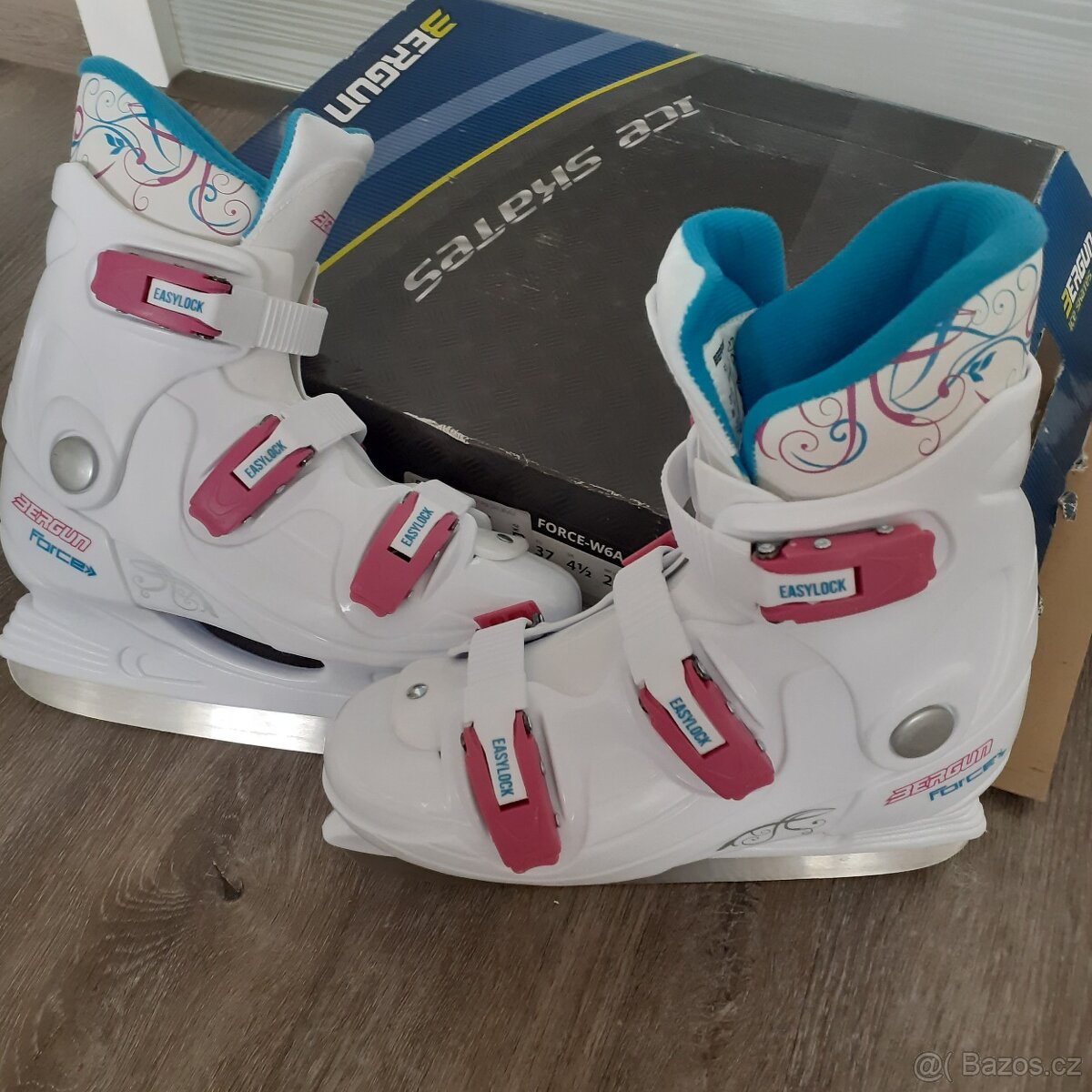 Dětské dívčí lední brusle vel.37 - 2