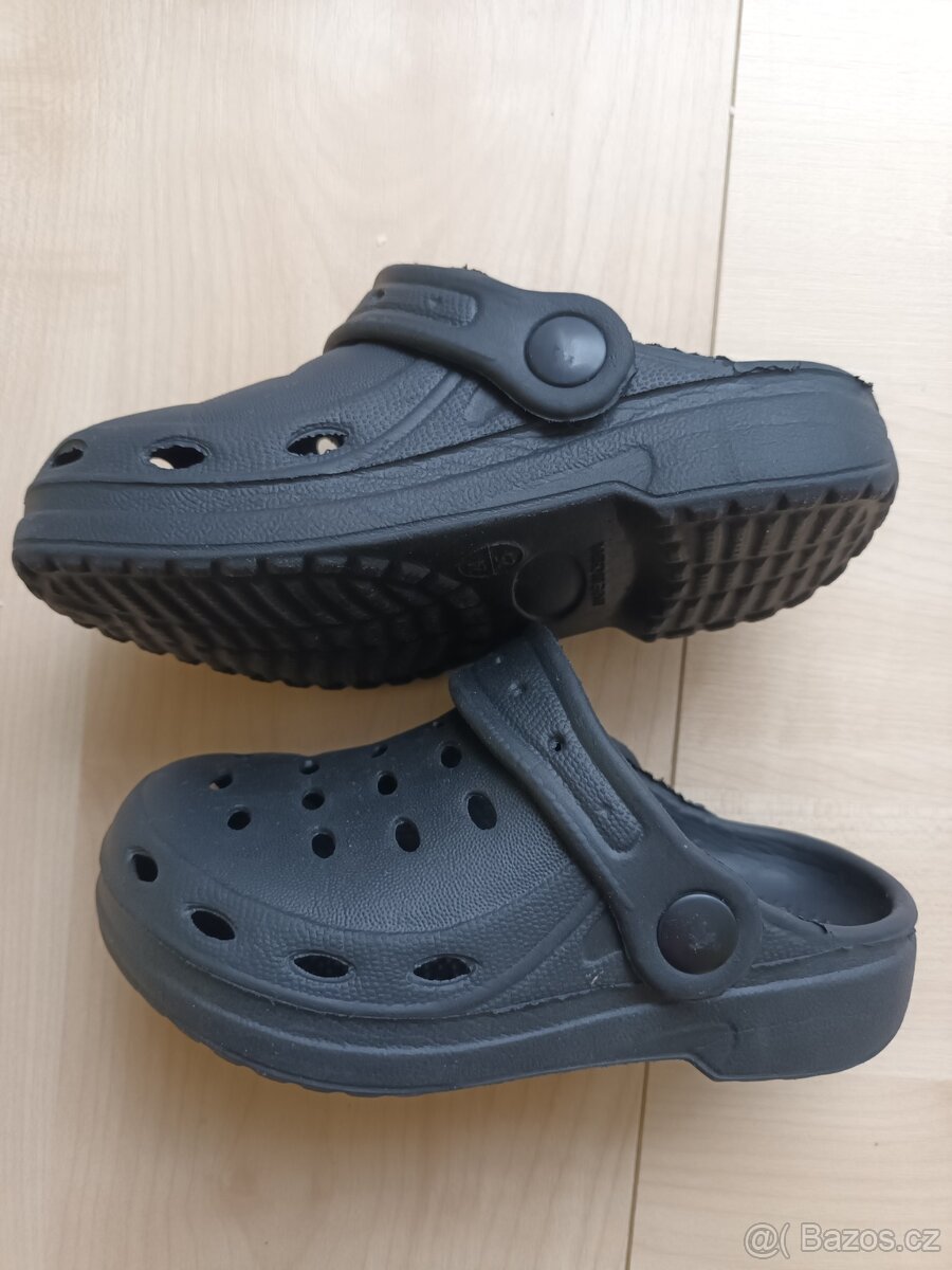 Detske sandale velikosti 24/25 - 2