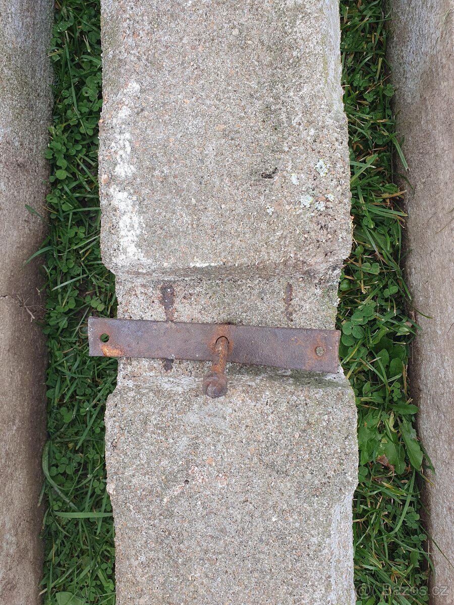 Betonové sloupky - 2