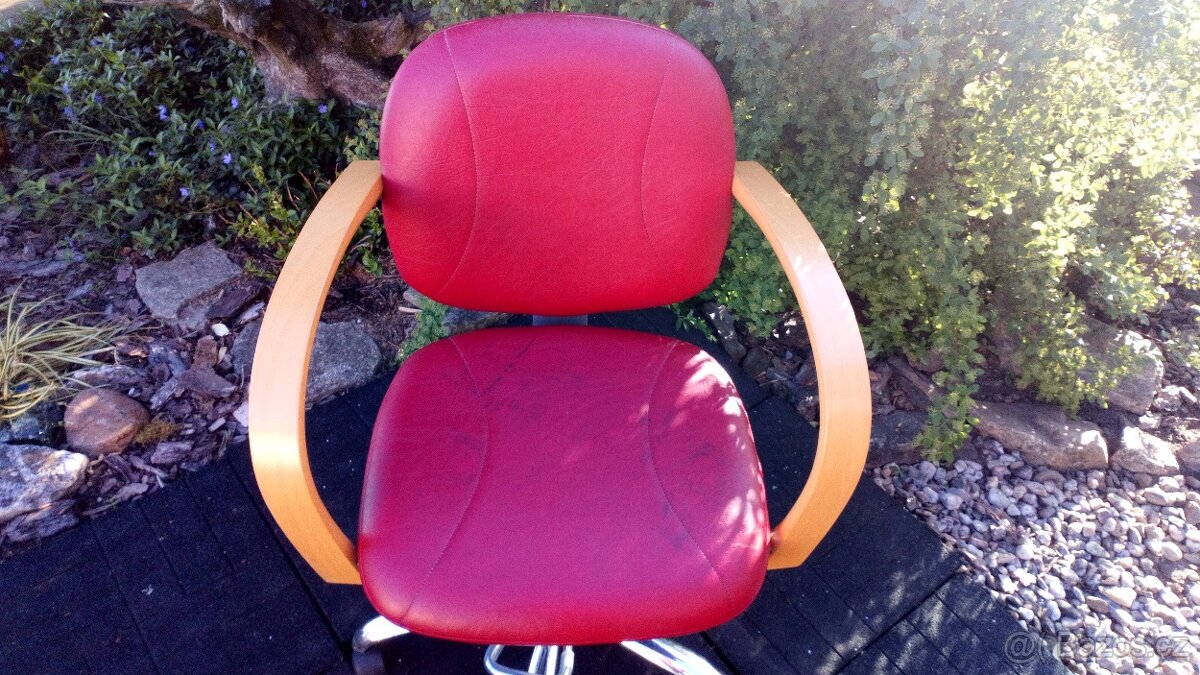 Kadeřnické křeslo - 2