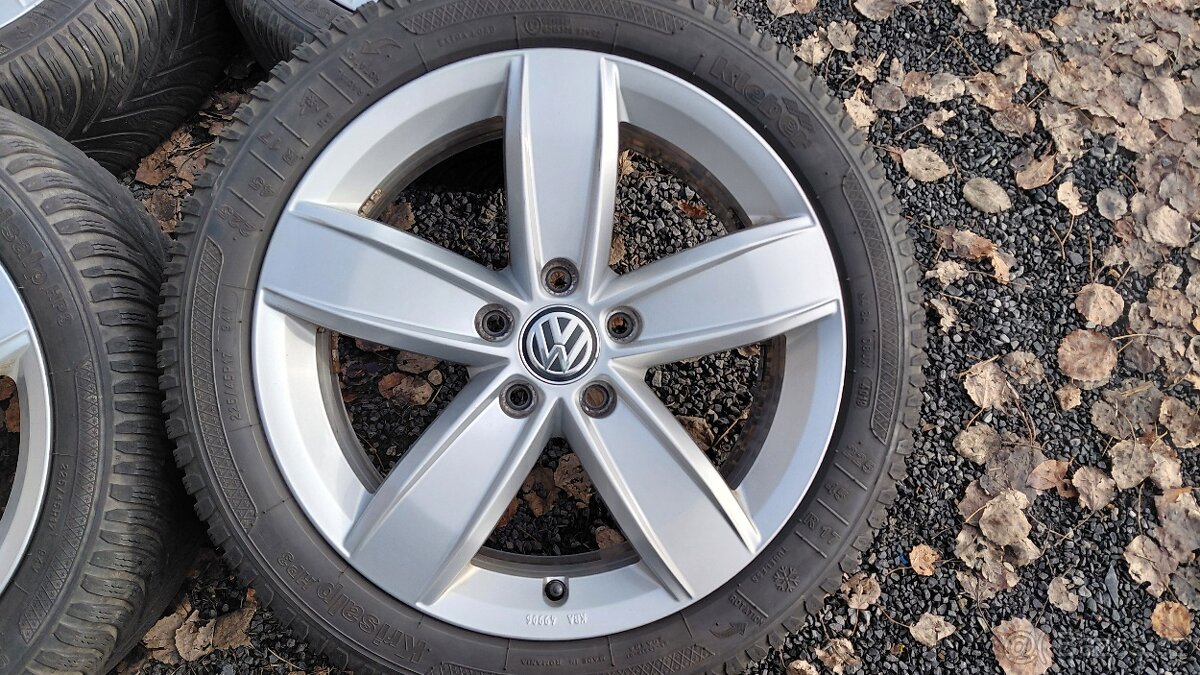 zimní alu kola VW 5x112 ,Kleber 225/45/17 - 2