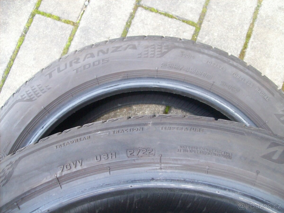 2x pneu Superb 3 Passat B8 235.45.18 94W - 2