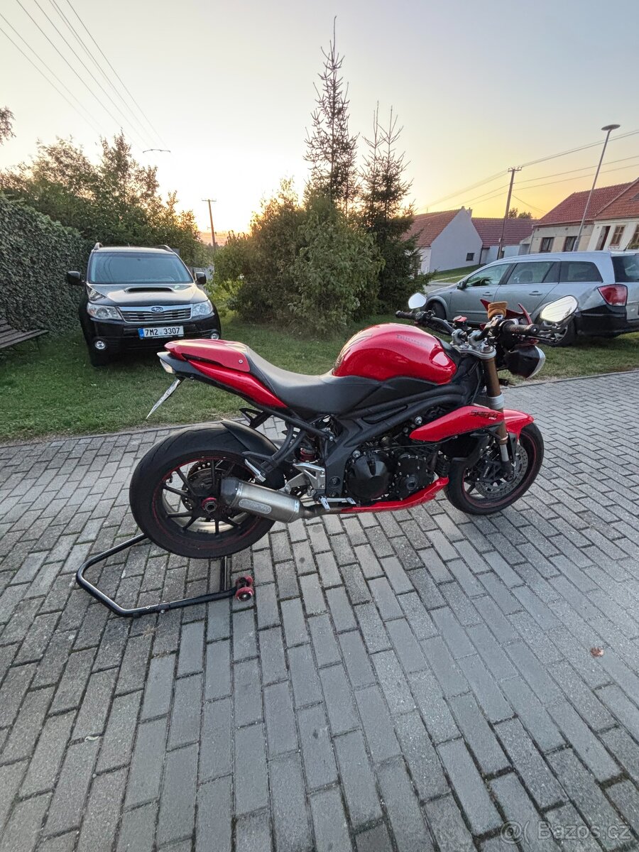 Triumph Speed Triple 1050 - 2