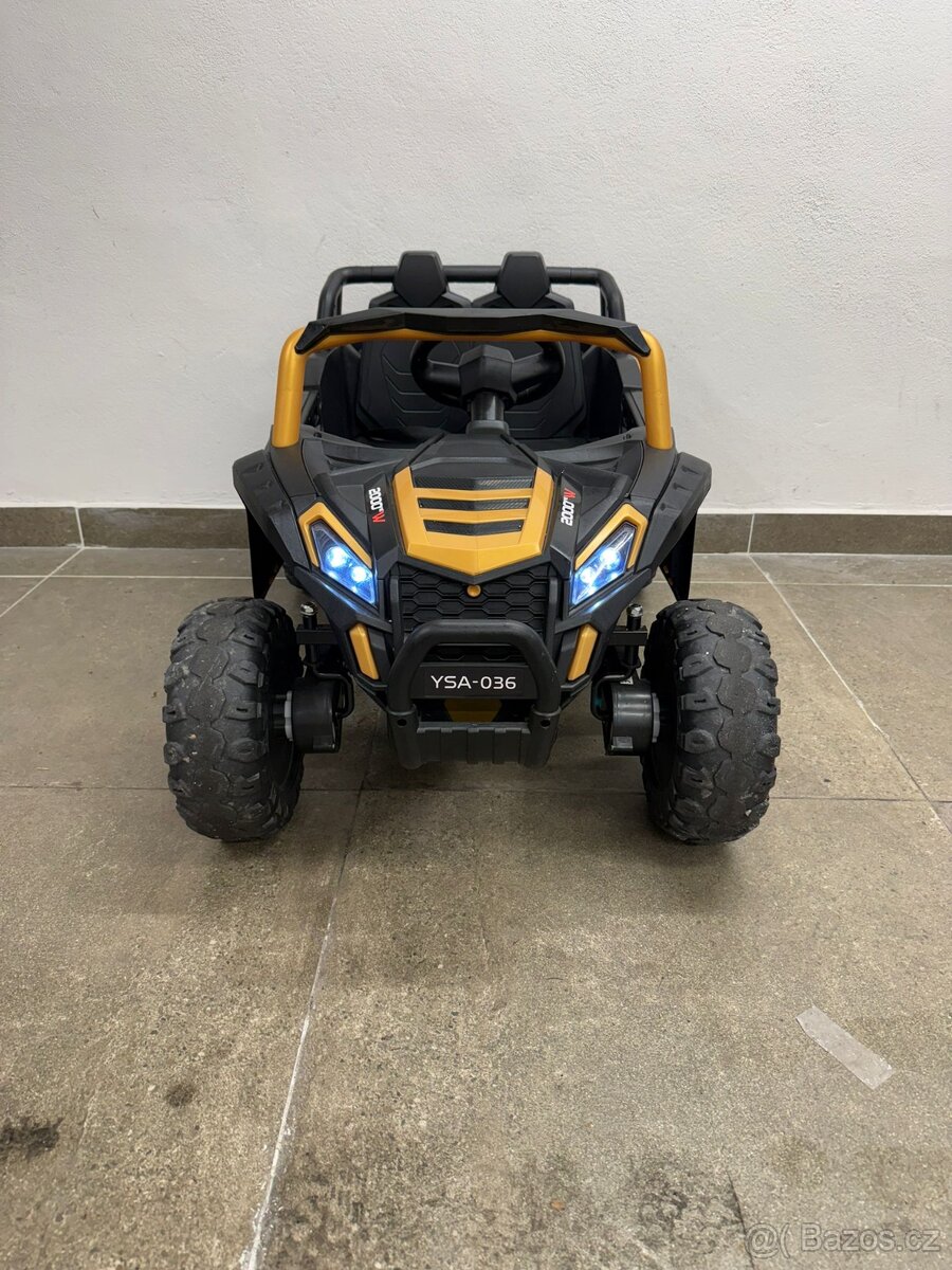 Elektrické autíčko - zánovní - 2