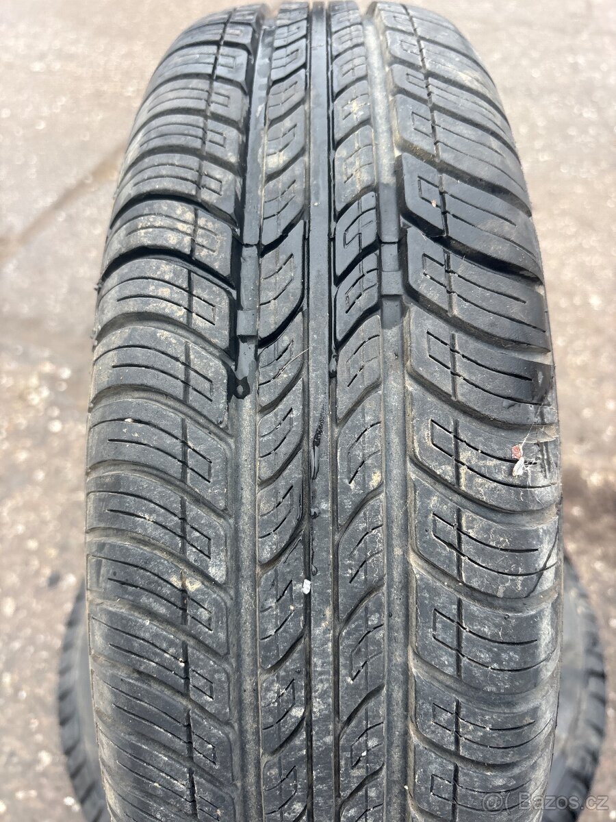 Kola Skoda Fabia 1, vw polo - 2