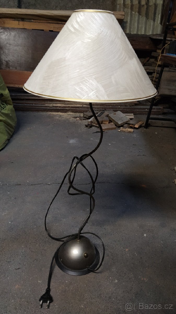 Lustr, lampičky a stínidlo - 2