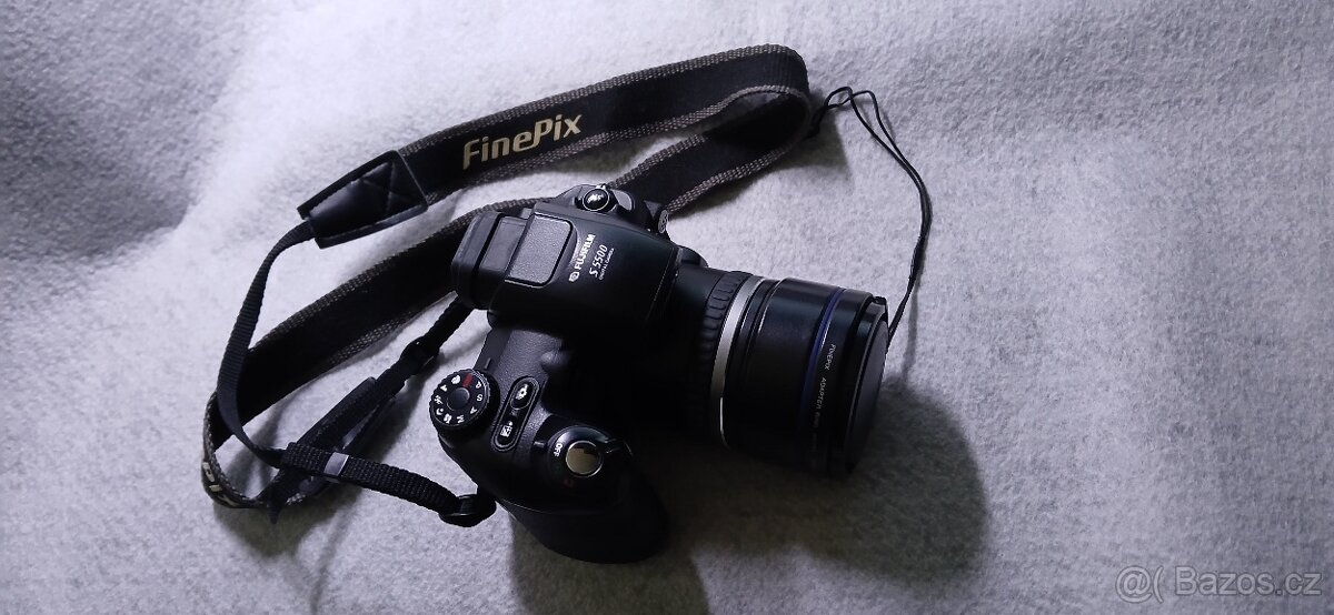 Fotoaparát Fujifilm Finepix S5500 Japan - 2