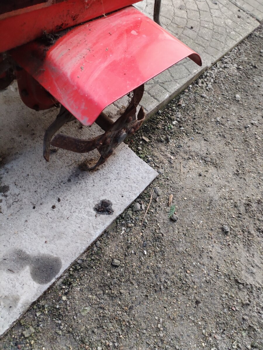 Benzínový kultivátor - 2