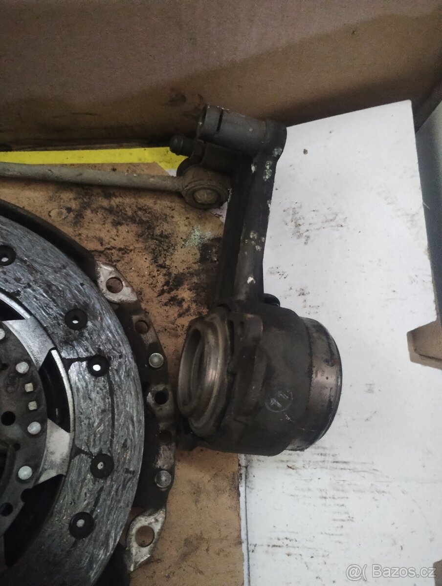 Spojka Ford Focus MK1 1.6 benzin - 2