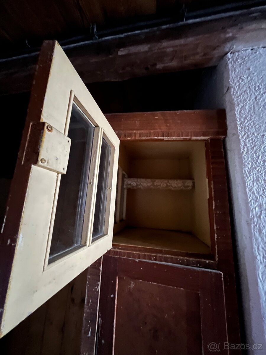 Stará skřínka - 2