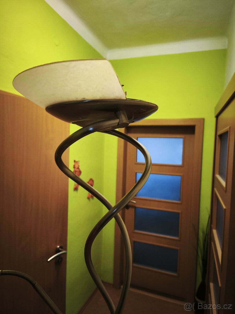 Stojací stmívatelná lampa - 2