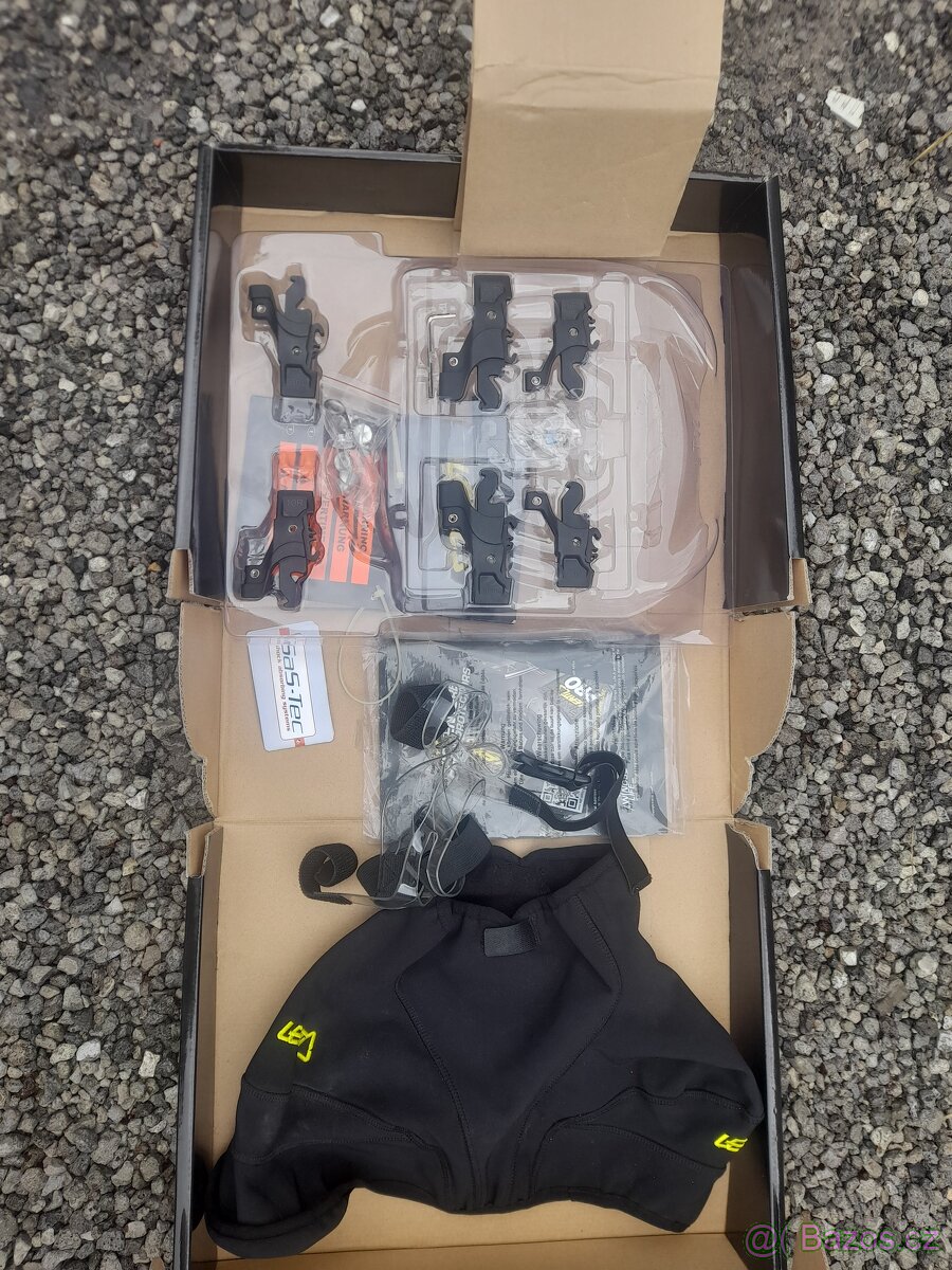 Nový krční chránič leat gpx2 - 2