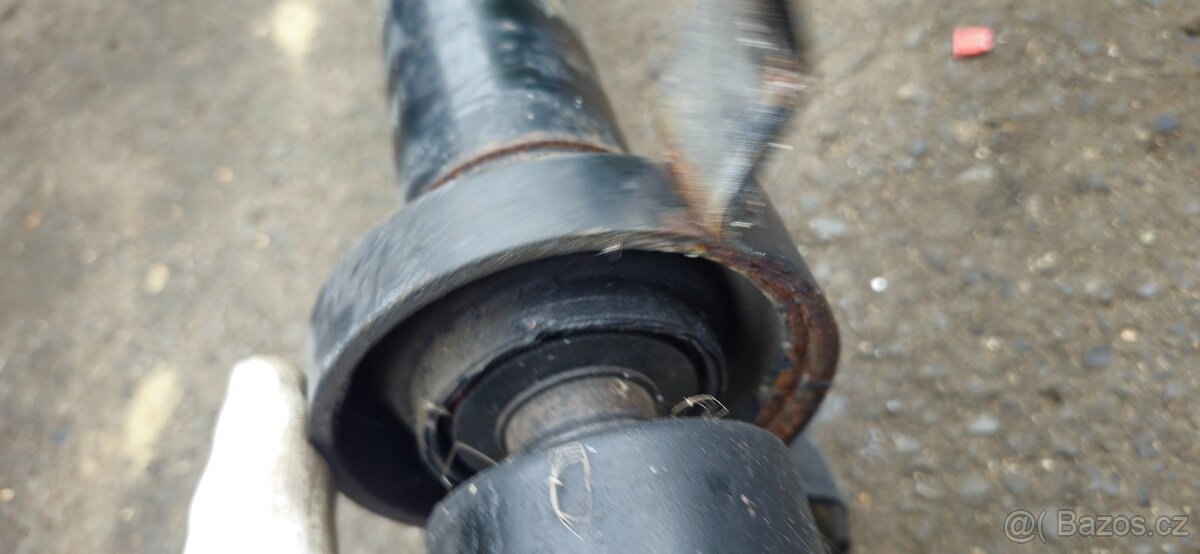 Kardan kardanka audi A8 4E D3 3.0 tdi 4e0521101h - 2