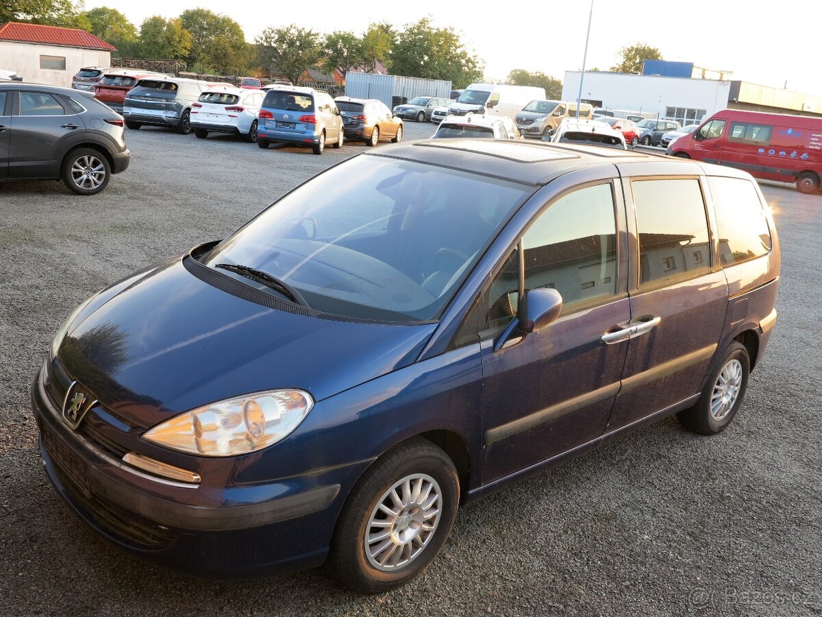 PEUGEOT 807 2.2.i TENDANCE r.v.08/2003 - 2