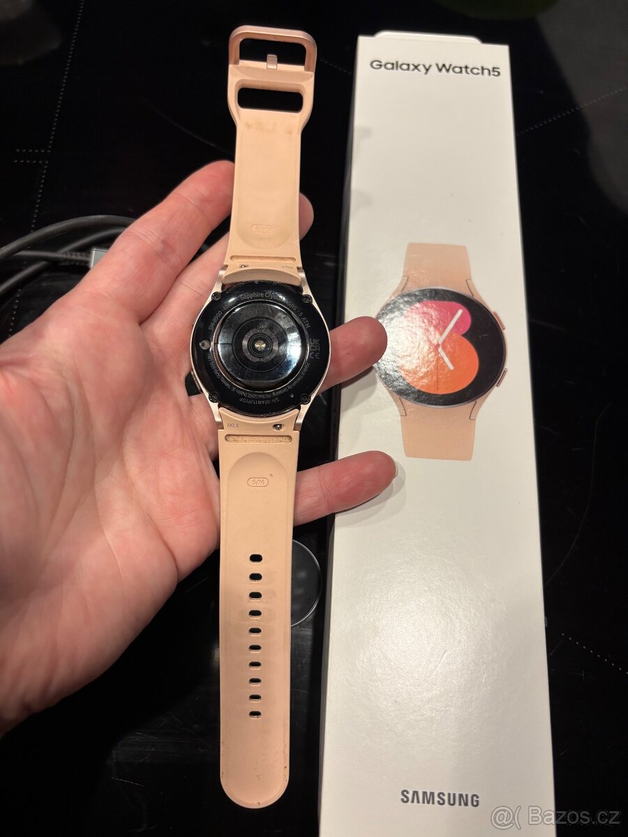 Chytré hodinky Galaxy Watch 5 - 2