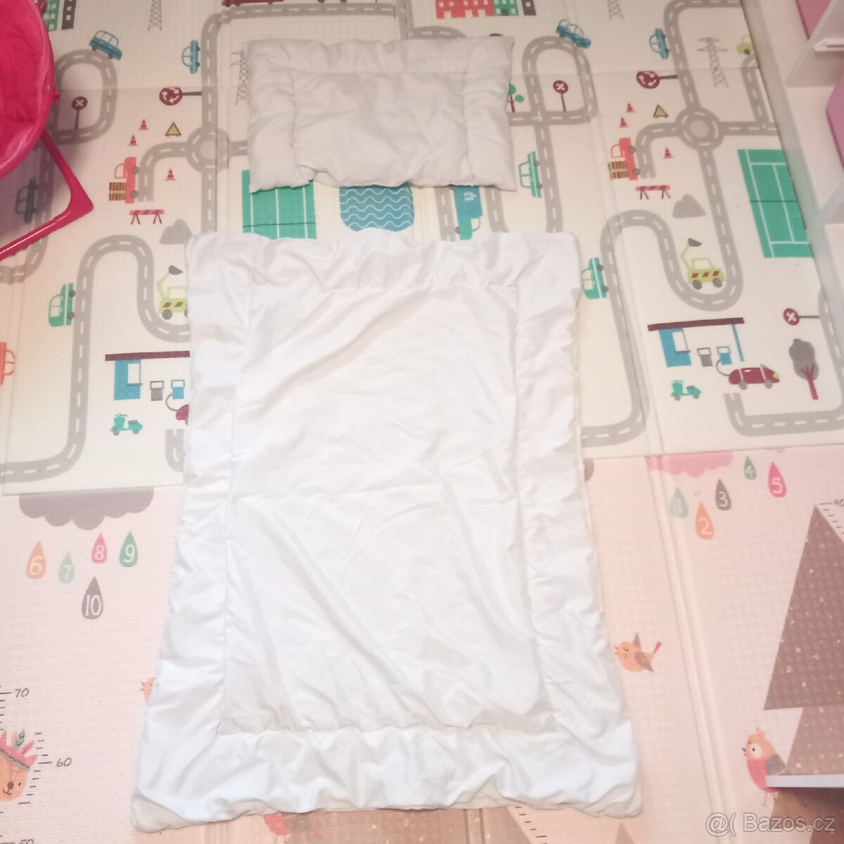 Set do detske postylky: perinka, povleceni, prosteradla - 2