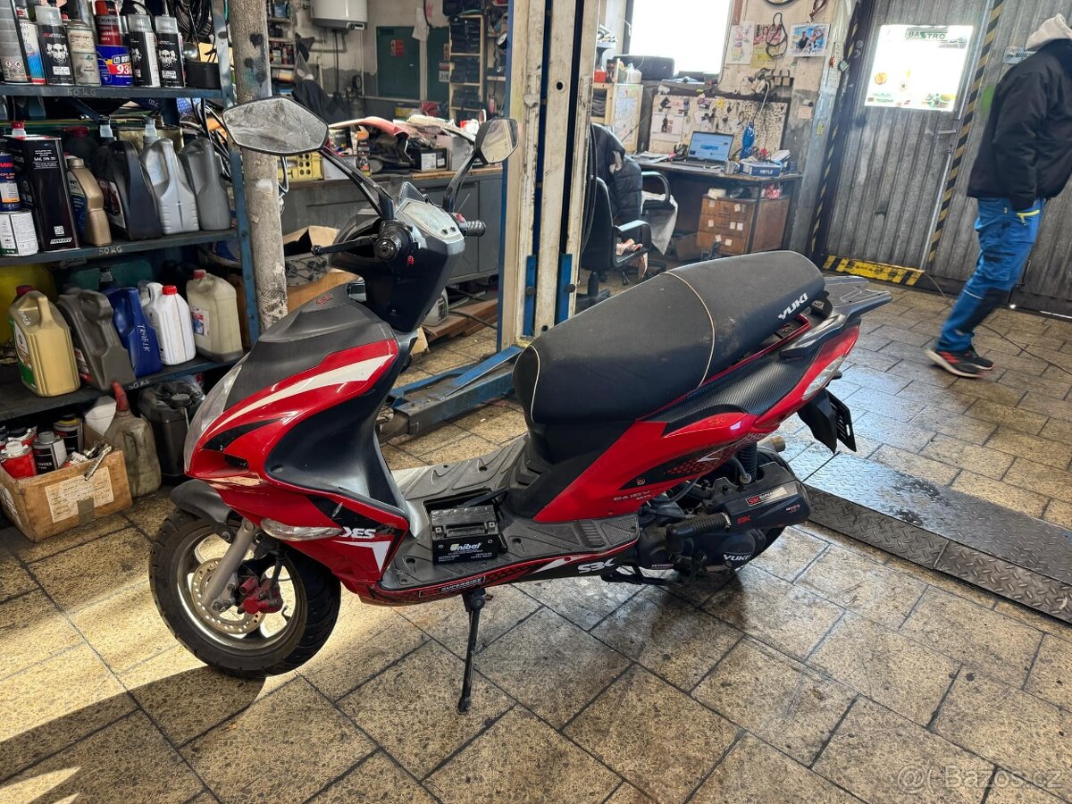 Skútr ZNEN 50ccm ZN50QT-32 - 2