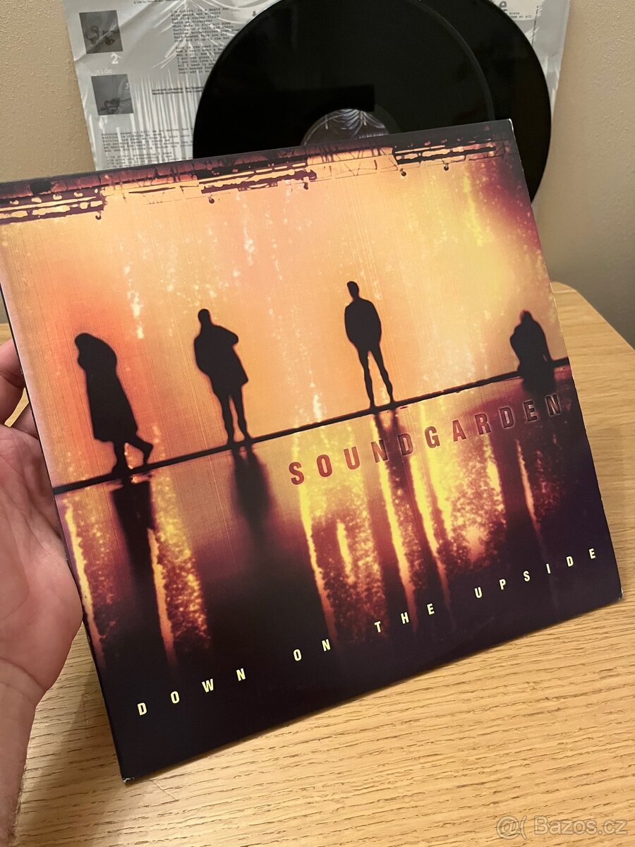 Soundgarden – Down On The Upside - 2