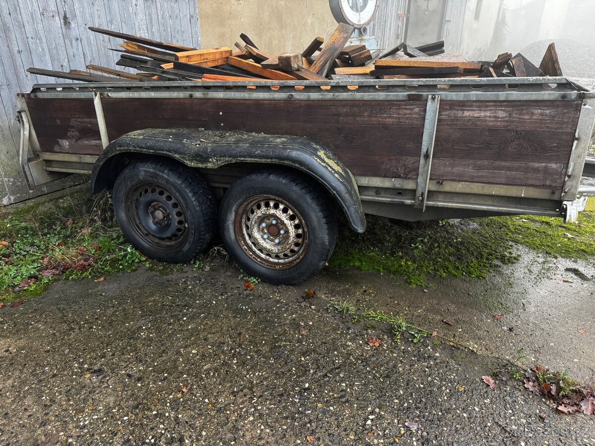 Přívěsný vozík za auto - 2