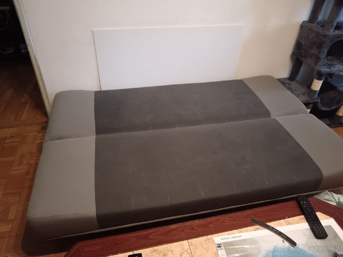 Rozkládací pohovka - 2