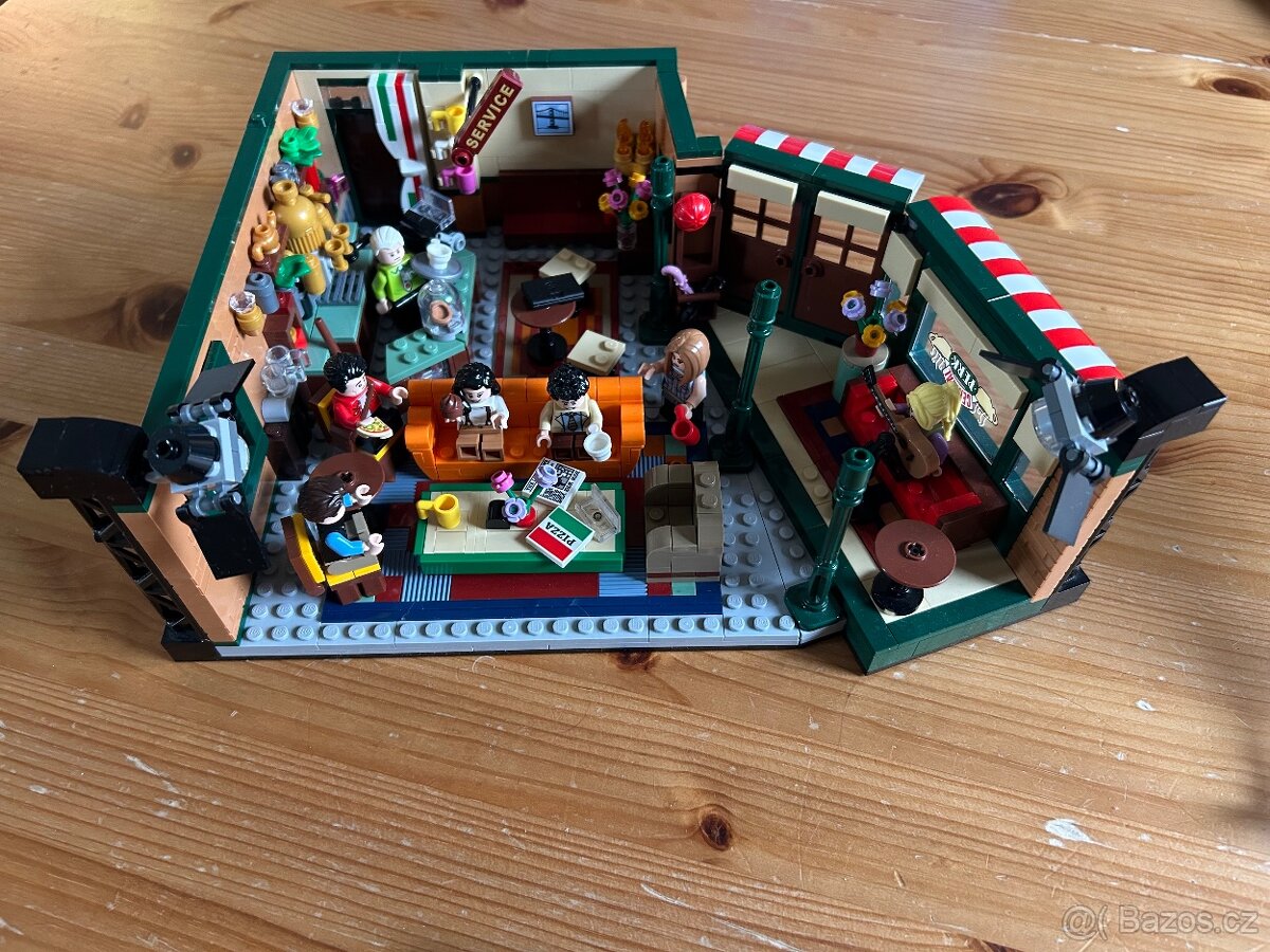 Lego 21319 Friends - 2