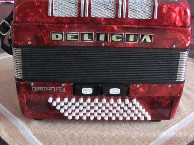 Junior XIII- 72 basů - 2