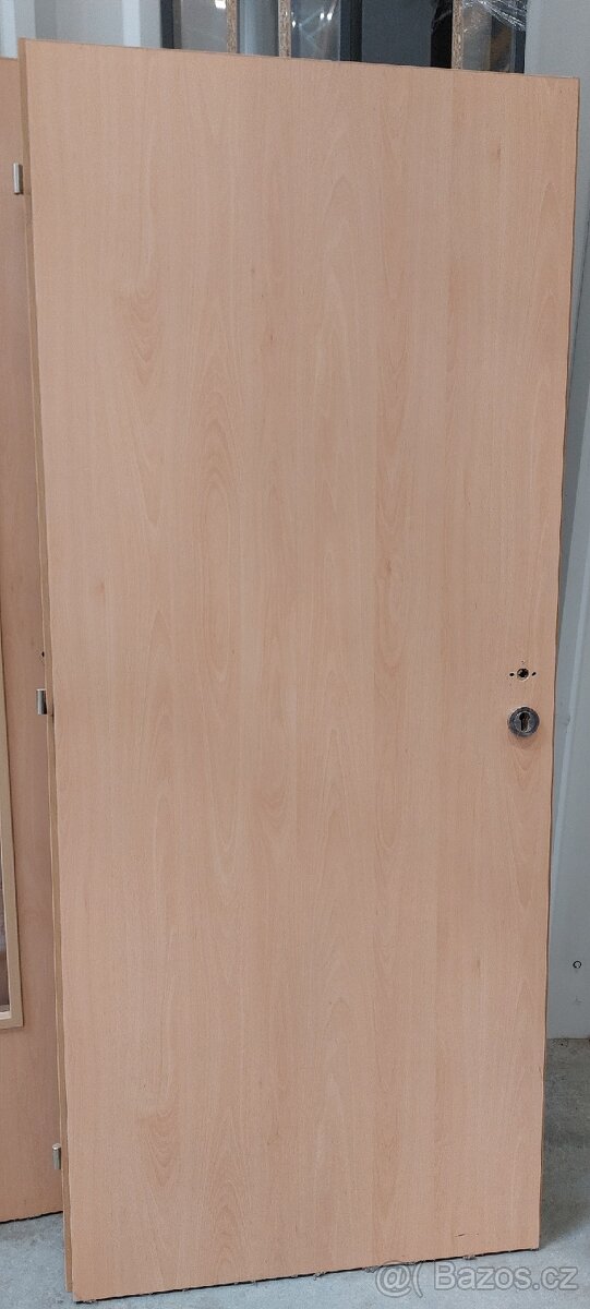 Dveře prave 80 buk protipozarni - 2