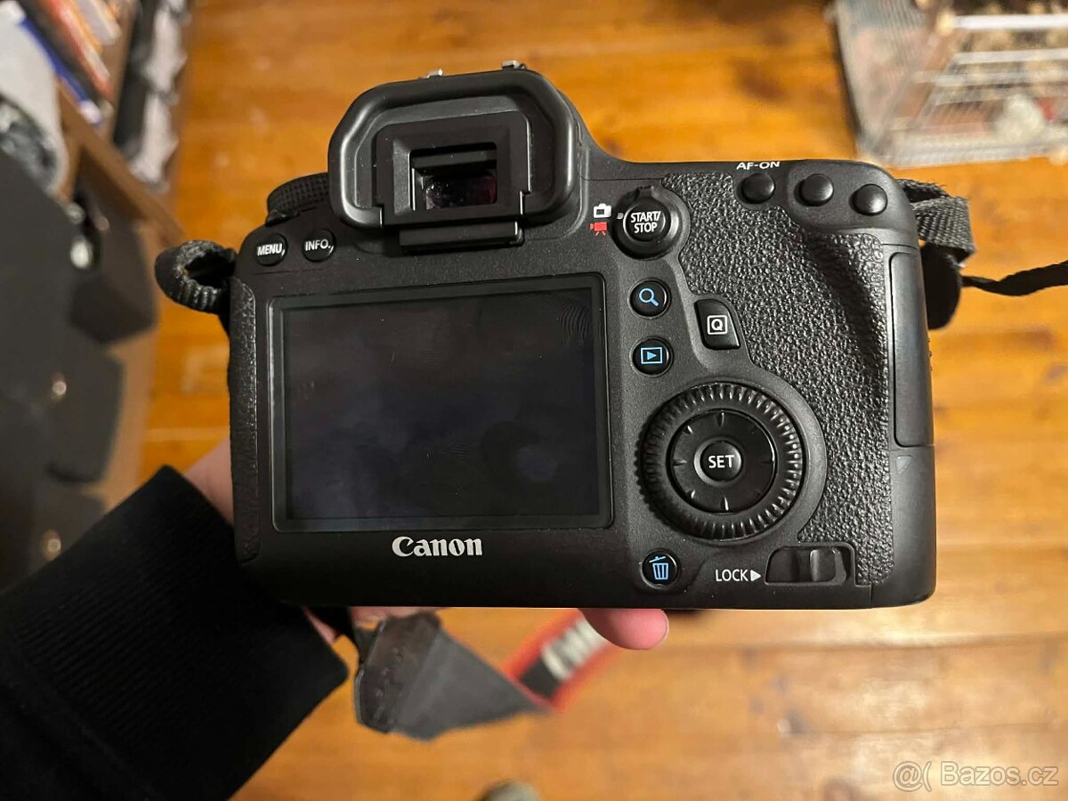 Canon EOS 6D - 2