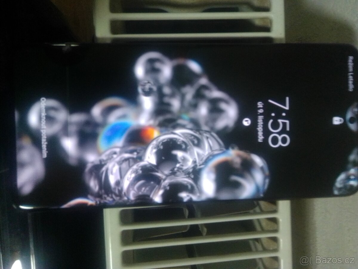 Samsung SM-G985F - 2