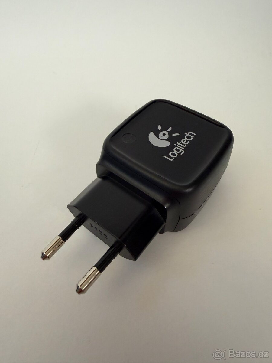 Logitech originální nabíječka 5.15V / 1A – EU adaptér - 2