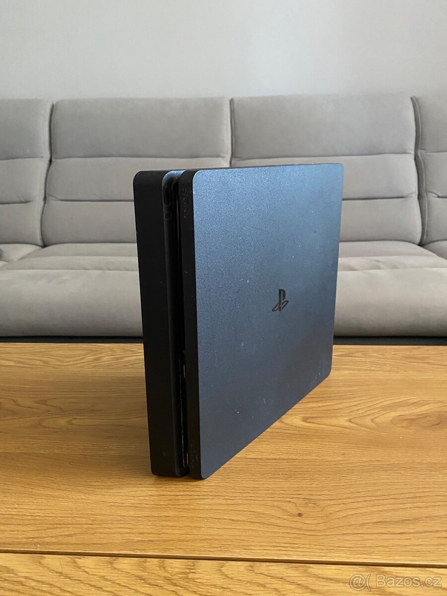 PS4 Slim 500gb + TV 82cm Vivax - 2