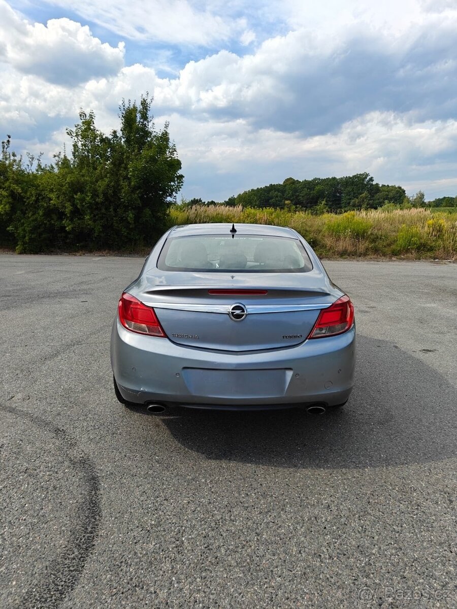 Opel Insignia 2.0 benzín 162kW/220k - 2