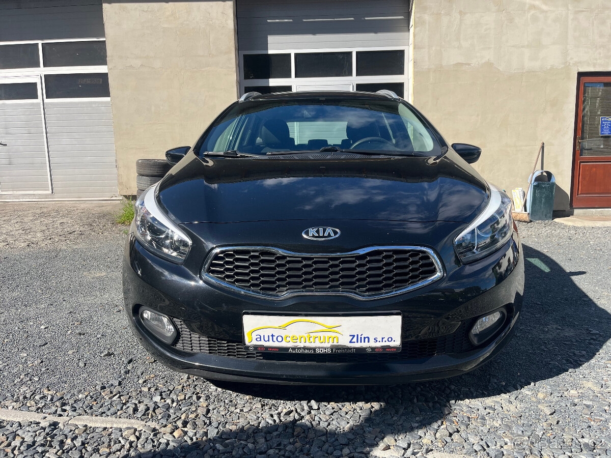 KIA CEED 1,4 CRDi 66 Kw TAŽNÉ - 2