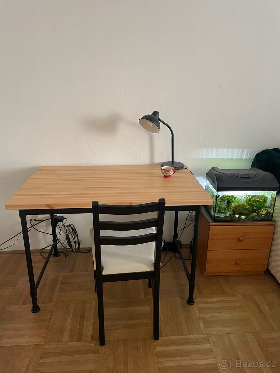 Stůl Kullaberg IKEA z borovice - 2