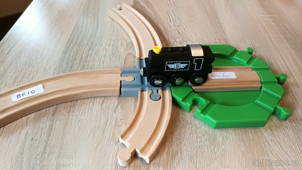 Vláčkodráha, koleje křížení 90st. Brio Ikea Lidl - 2