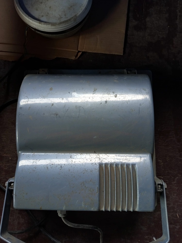 Reflektorové svítidlo 400W IP65 - 2